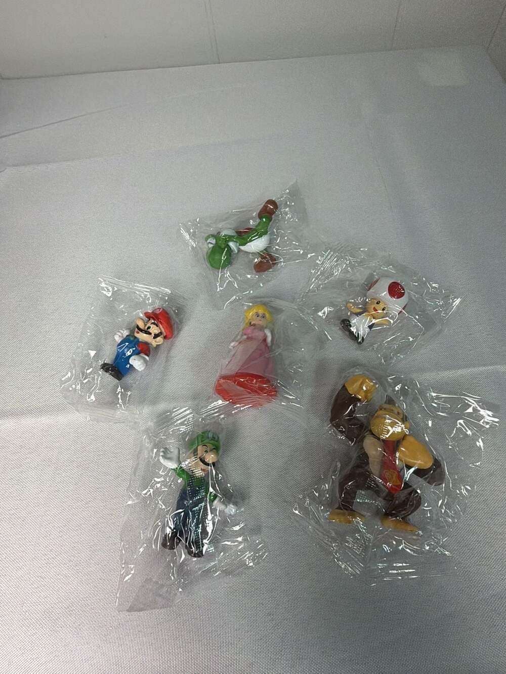 Nintendo Super Mario Bros Lot of 6 PVC Figures Cake Toppers Sealed